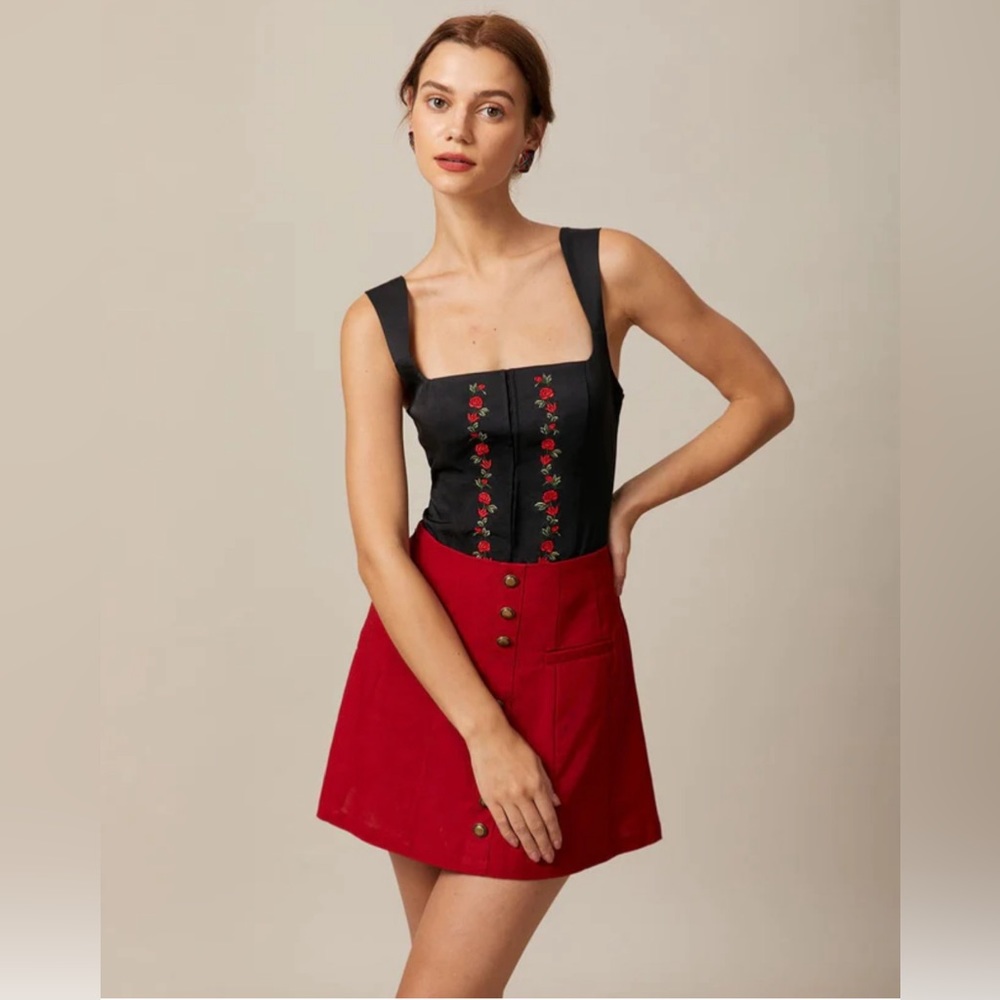 NWT RIHOAS The Black Square Neck Embroidery Cami Top Sz XL